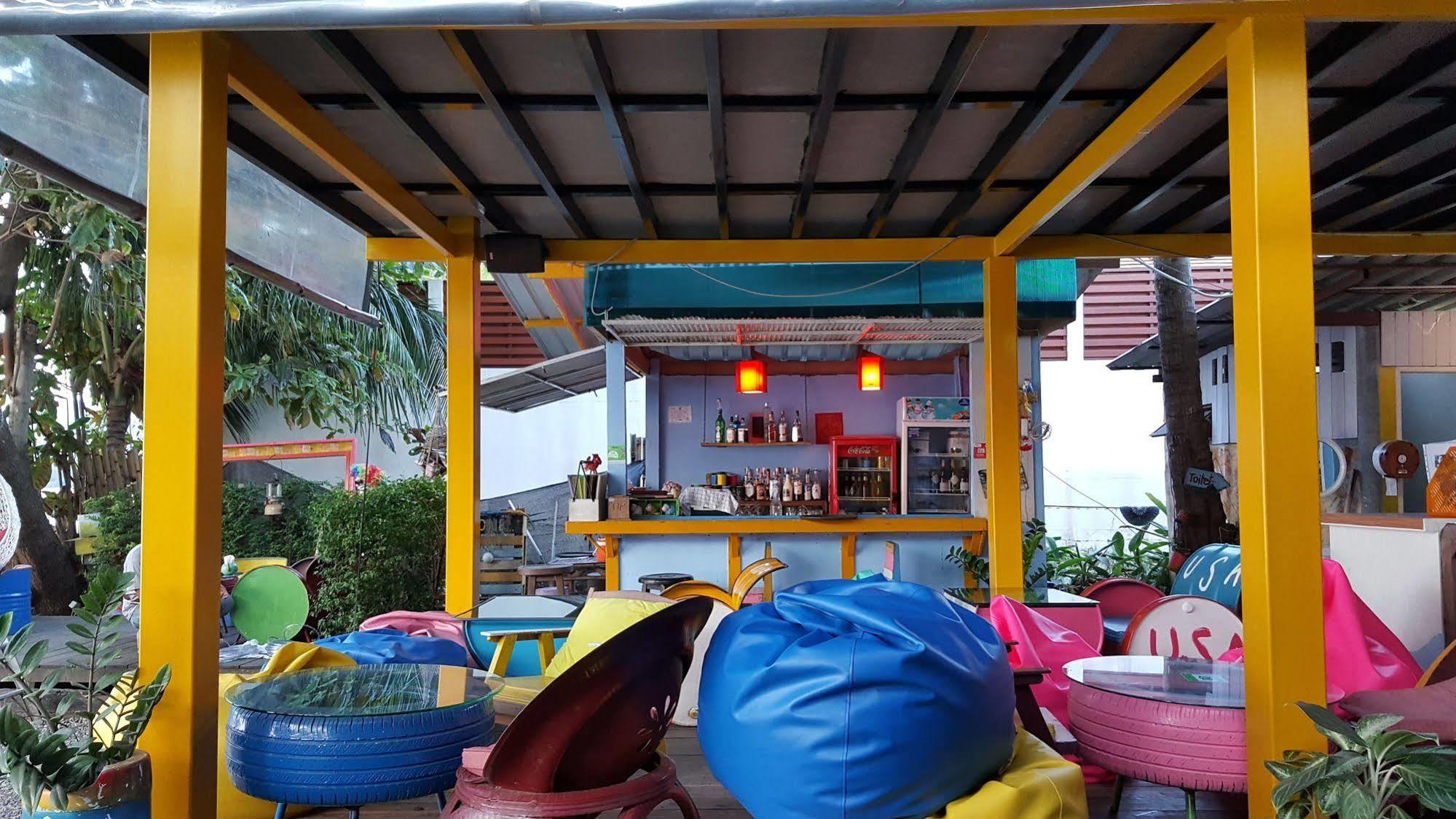 Hostel Think & Retro Cafe Lipa Noi Samui Exteriér fotografie